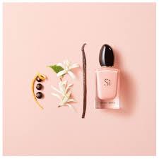 Some dna from the pillar but i doubt anyone would mistake it for si edp. Giorgio Armani Si Fiori Edp 30 Ml
