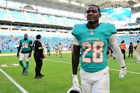 The New South Beach Standard: De’Von Achane and the Coronation of a Miami Star