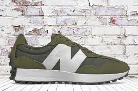 New Balance 327 Nadchodza W Kolorystyce Charcoal Grey Olive Charcoal Grey New Balance Grey