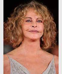 Lucky prescott (stimme im original: Sylvester Stallones Mutter Jackie Riskiert Ne Dicke Lippe Leute Bild De