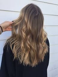 Best hair color ideas for women over 50 with fair skin. Pinterest Ella Cb Bilder Fur Sie Hair Styles Light Brown Hair Light Hair
