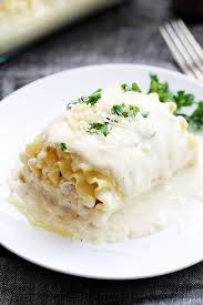 White Chicken Lasagna Rollups With Lasagna Noodles Alfredo Sauce Chicken Breasts Cream Cheese Shredded Mozzar Chicken Lasagna White Chicken Lasagna Recipes