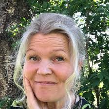 Sonja Britt's Instagram, Twitter & Facebook