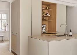 Kitchens With Beige Kitchen Cabinets