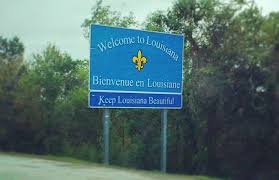 Louisiane — les explorateurs français , et notamment cavelier de la salle , qui voulaient honorer leur roi louis xiv appelèrent louisiane la région qu ' ils découvrirent en remontant le mississippi. Bienvenue En Louisiane