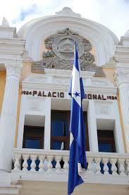 Vale dos lagos at parque de pena. Palacio Nacional Countries In Central America Honduras Pictures