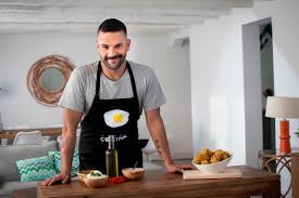 Noticias diarias sobre las estrellas de cine, la música, tendencias de moda, consejos de belleza, recetas de cocina, estilo de vida y la actualidad de las principales canal youtube de hola.com. Canal Cocina Estrenara En Youtube Caprichos De Gordor Cine Y Tele