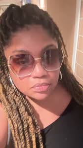 @sincerelyzoeray's video Tweet