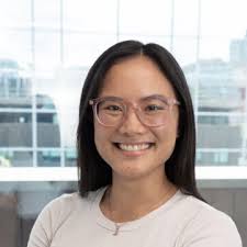 Our Skilled & Experienced Editorial Team