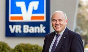Das stadtbranchenbuch für leichlingen (rheinland) zeigt ihnen aktuell ᐅ 118 einträge. Vr Bank Freut Sich Uber Gerauschlose Fusion Burgerportal Bergisch Gladbach