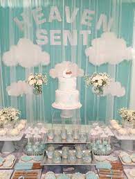 24 Insanely Cool Baby Shower Decorating Ideas Douche De Bebe Fetes Prenatales Garcon Themes De Reception De Naissance