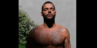 Enrique martín morales (born december 24, 1971), commonly known as ricky martin, is a puerto rican singer, actor and author. Ricky Martin Livin La Vida Lockdown Www Siegessaeule De