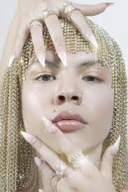 Daniela Altamira's Instagram, Twitter & Facebook