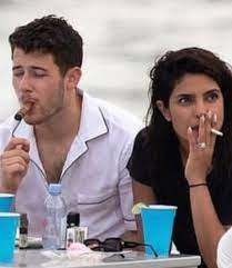 In fact, for nearly a decade, two out of three top movie stars advertised cigarettes while also smoking on screen. Indian Actress Caught Smoking On Off Screen Photos Filmibeat