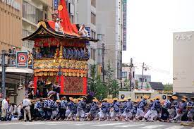京都 祇園祭 山鉾巡行 日本三大祭 京の街をめぐる豪華な山鉾 京都 祇園祭 日本 京都 京都 祭り