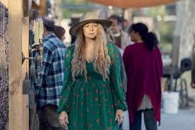 Alpha Samantha Morton Infiltrates The Fair As Debbie From Alexandria Season9 Episode 15 The C Walking Dead Season 9 The Walking Dead Walking Dead Season