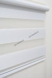 Brillant Zebra Stor Perde Beyaz 2210 Cizgiler Gumus Simli Zebra Perde Stor