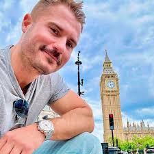 Has anyone had Erich Richter from Covenant as a surgeon?