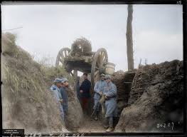 Here Is A Collection Of 29 Incredible Colorized Photos Showing Everyday Life Of French Soldiers From 1914 1918 During Wo World War One World War I French Army