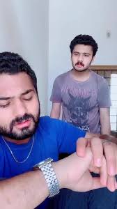 Time dekhna nahi aata aata 😂😂😂 #comedyindia #nikhilthacker #foryoupage  @parth.thacker.189