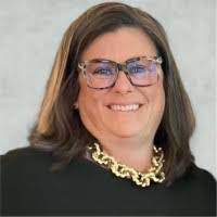 Suzanne Pippin's Instagram, Twitter & Facebook