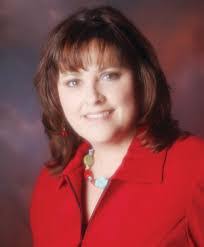 Anna Herd's Instagram, Twitter & Facebook