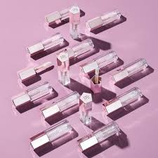 41 3k Likes 512 Comments Fenty Beauty By Rihanna Fentybeauty On Instagram A Glassslipper Fenty Beauty Rihanna Fenty Beauty Beauty Products Drugstore