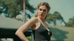 Anna Drijver, Elise Schaap - Undercover s01e01-08 (2018)