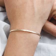 The Novel Cuff Bracelet Gldn