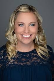 Jennifer Grounds's Instagram, Twitter & Facebook