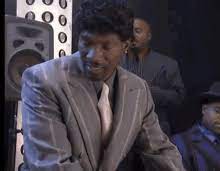 I had heard earlier in the day that he passed away so i check imgur to see if it was true. Charlie Murphy Laughing Gifs Tenor