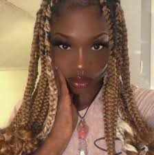 Could've ate yo🐱real slow hanging off the bed wit yo neck