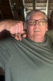 Mike Schutte's Instagram, Twitter & Facebook