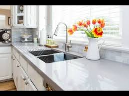 You Don T Have To Clean Your Entire House Every Day But There Are A Few Tasks That You Can Do Eac Deep Clean Kitchen White Kitchen Outdoor Kitchen Countertops