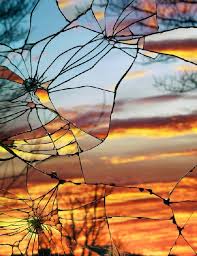 Espejo roto, cielo del atardecer. Fotografías de Bing Wright - Cultura  Inquieta