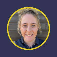 Beth Austin's Instagram, Twitter & Facebook