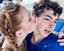 Jamie Booker's Instagram, Twitter & Facebook