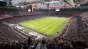 Visitamos la johan cruijff arena, casa del ajax de amsterdam y uno de los estadios mas aufrufe 3,4 tsd.vor year. Amsterdam Ehrt Johan Cruyff Arena Wird Umbenannt Sky Sport Austria