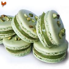 Les Macarons Pistache De Lenotre A Tomber Par Terre Recette Macaron Pistache Recette Dessert Gateaux Et Desserts