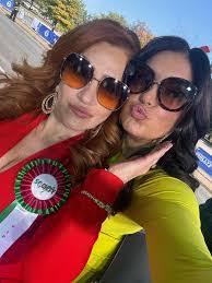 Debra Highsmith's Instagram, Twitter & Facebook