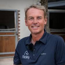 New Carl Hester tutorials are in Ridely and he's challenging YOU!
