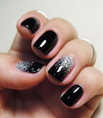 70 Stunning Glitter Nail Designs 2017 Make sure to stock up on some red, white and green coloured nail polish for this coming festive season!