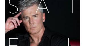 Brad Welling por Frank Louis para Satellite Magazine