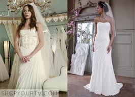 Pretty Little Liars Season 4 Episode 23 Spencer S Bridal Gown Shop Your Tv White Wedding Dresses Bridal Gowns Red Plaid Dress