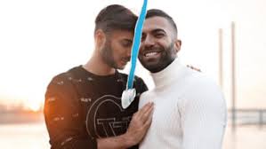 April 1991 in hamburg) ist ein deutscher fernsehdarsteller. Neben Prince Charming Nicolas Puschmann Lars Ist Das Gay Bachelor Paar Rafi Rachek Sam Dylan Noch Zusammen Promiwood