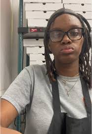 Nikki Collins's Instagram, Twitter & Facebook