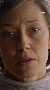 Carrie Hofer's Instagram, Twitter & Facebook