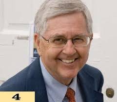 Lillian Summerville's Instagram, Twitter & Facebook