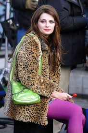 Mischa Barton On Set Of Law Order Svu In New York City Famousfix Com Post
