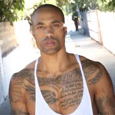 COMMITMENT 🤔 #tysonbettis #malemodel #fyp